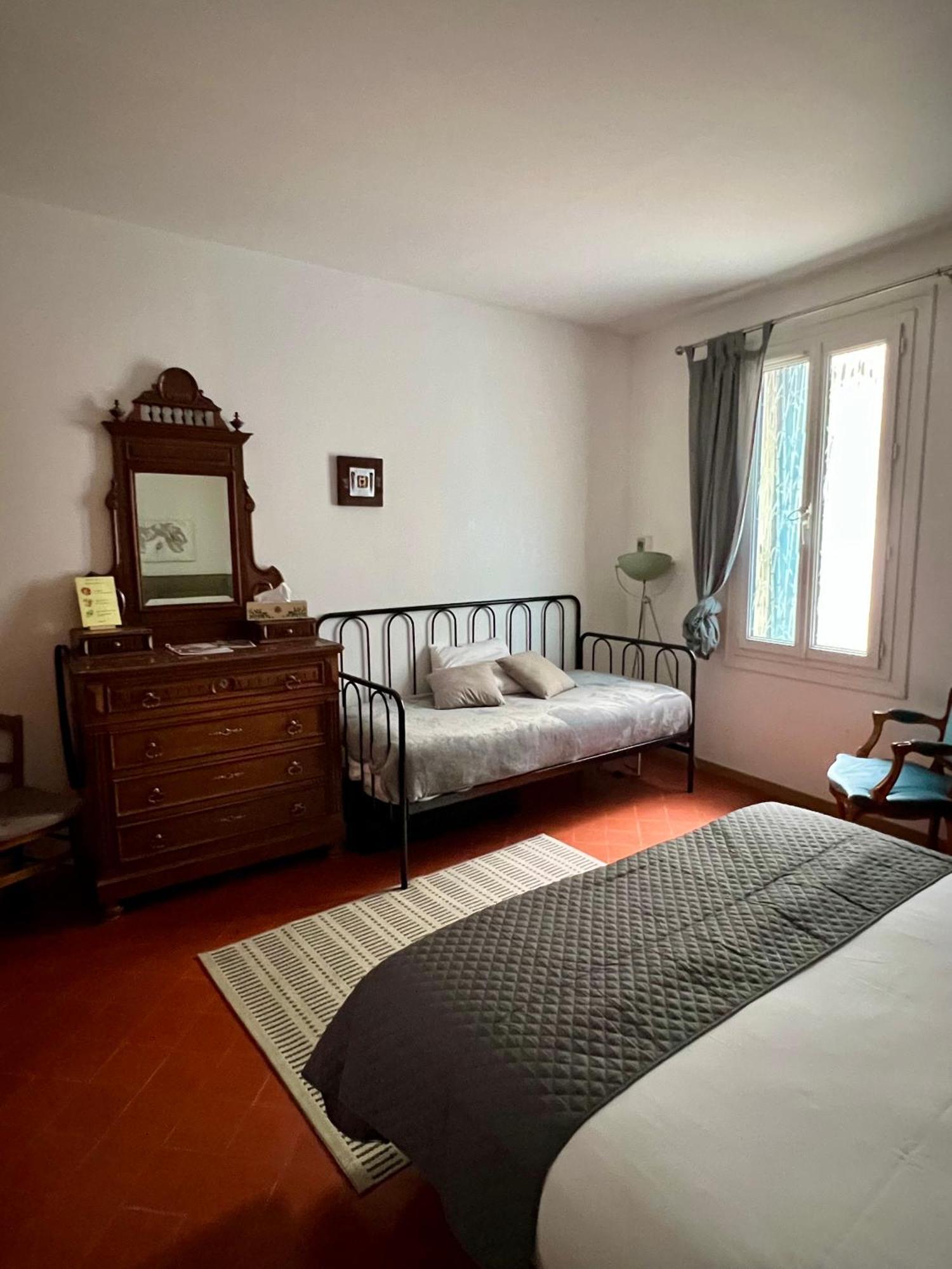 Entre Midi - Maison D'Hotes - B&B Capestang Exterior foto