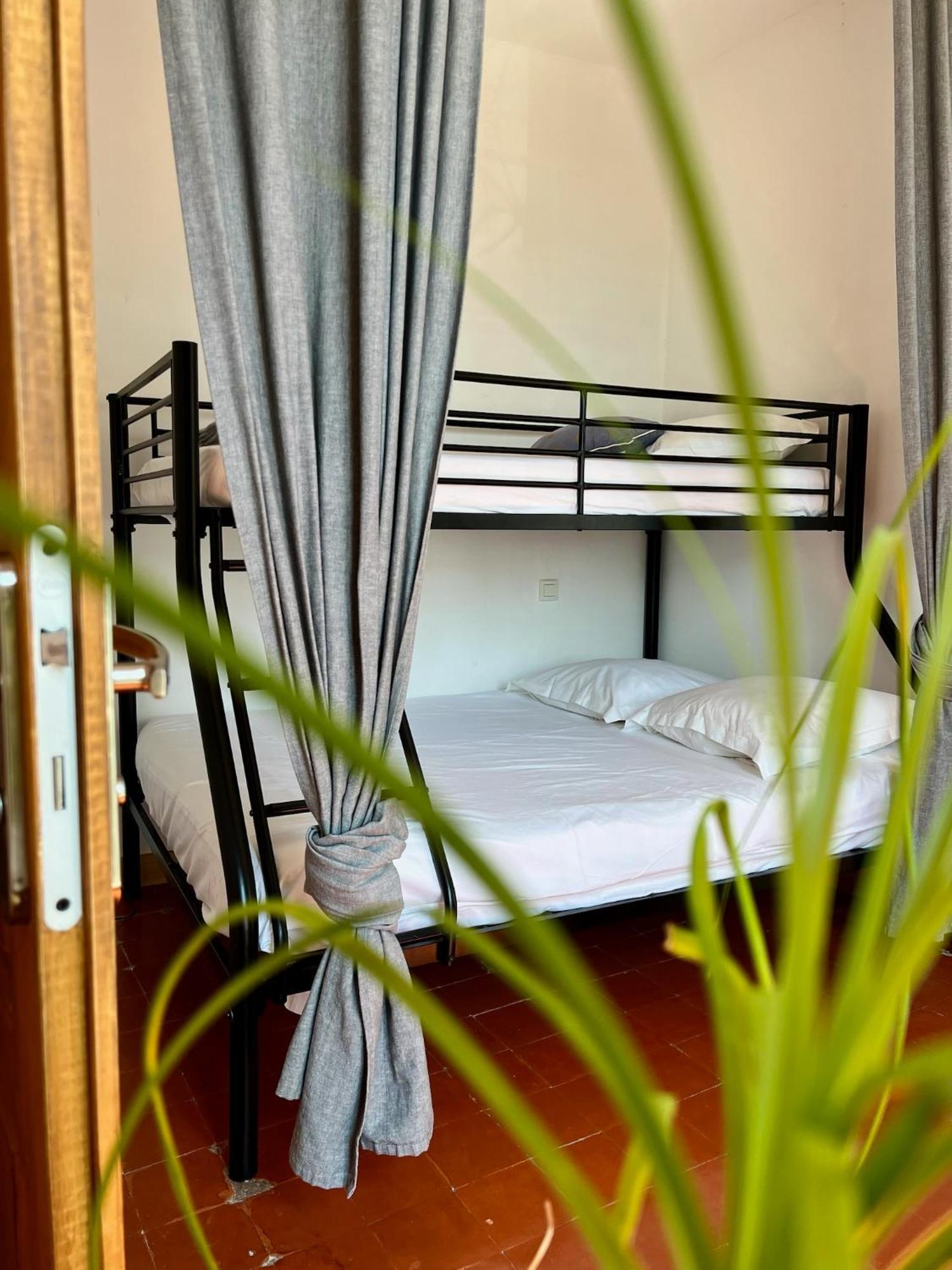 Entre Midi - Maison D'Hotes - B&B Capestang Exterior foto